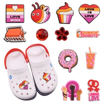 1-12 Adet Çörek Böcek Aşk İçecek Kazanır Dondurma Kızlar Sağ PVC Ayakkabı Takılar Toka Takunya Dekorasyon Fit Bilekliği Çocuklar Croc Jıbz