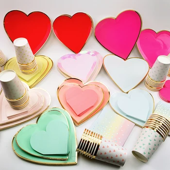 8 adet sevgililer Günü Tek Kullanımlık Sofra Tek Kullanımlık kağıt Tabak Sevimli Pembe Aşk Şekli Düğün Doğum Günü Dekor Parti Malzemeleri