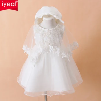 IYEAL Yenidoğan Bebek Vaftiz Elbisesi Bebek Kız Beyaz Prenses Dantel Vaftiz Elbise Toddler Bebek Kız Şifon Elbiseler 3 adet / takım