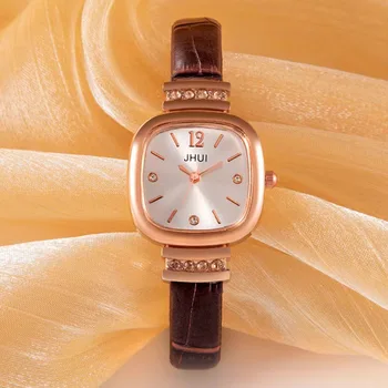 Moda Bayan Deri quartz saat Kadınlar İçin Lüks Rhinestones Kadın Saatler Saat kol saati Klasik Saatler Günlük Hediyeler