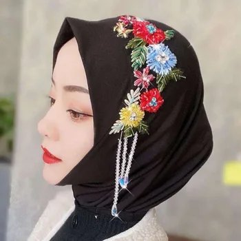 Müslüman islam moda nakış anında başörtüsü eşarplar